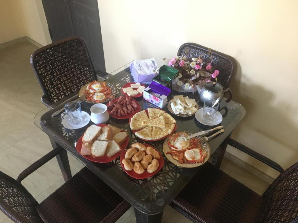 באטומי Hotel Liza מראה חיצוני תמונה